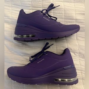 Women’s Skechers